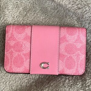 Coach Essential Slim Card Case